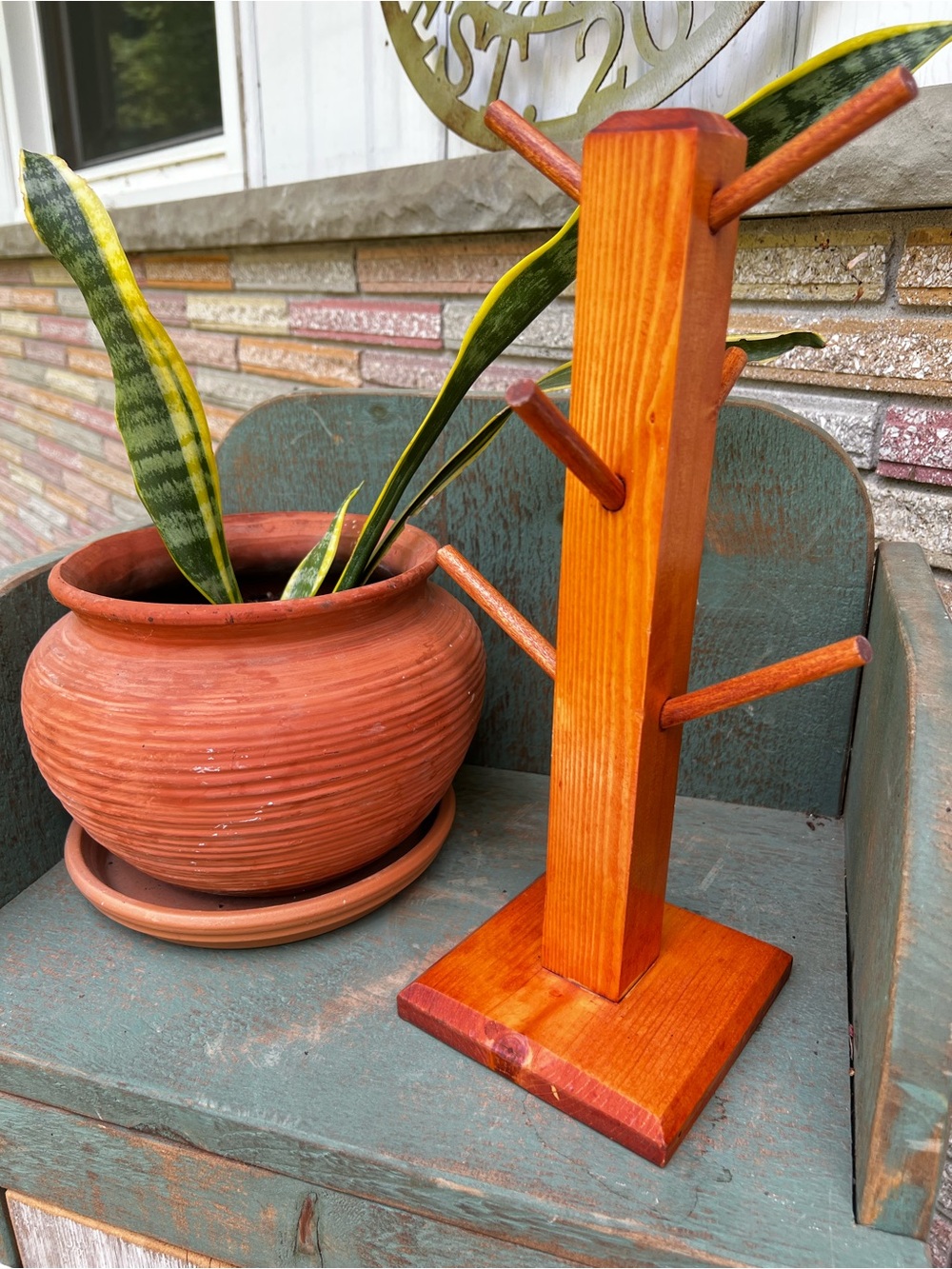 Vintage Wooden Mug Holder